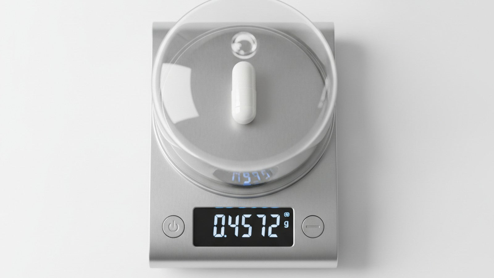 Supplement capsule on laboratory scale