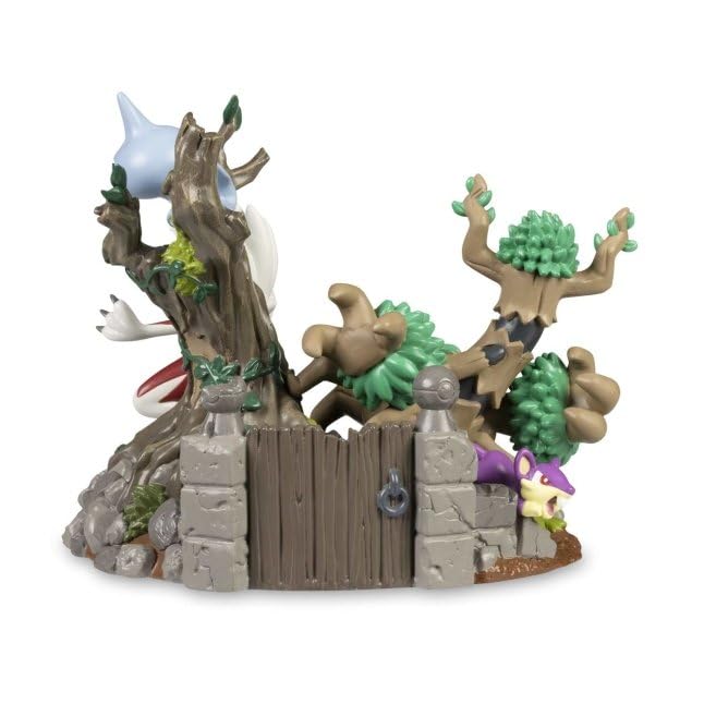 Pokémon Center: Haunted Pokémon Village: Lycanroc Howling Hill Figure